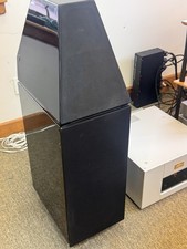 Wilson Audio Watt Puppy 5.1 Loudspeaker Pair - Gloss Black 7/10. Incredible !