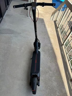 Segway Max G3 Ninebot Electric Scooter 28mph Speed 50miles Range