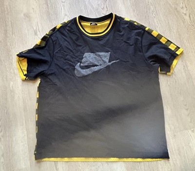 Nike Reversible Sportswear T Shirt Men s XL. On Back Yellow Black Large Check