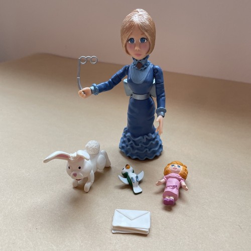 Memory Lane Santa Claus is Comin’ to Town Miss Jessica + Rabbit ...