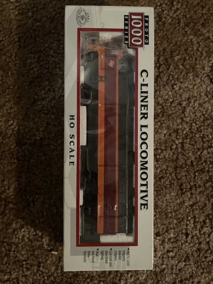 HO Walthers Hiawatha Complete 10 Car Passenger Train Set NEW w/ Proto