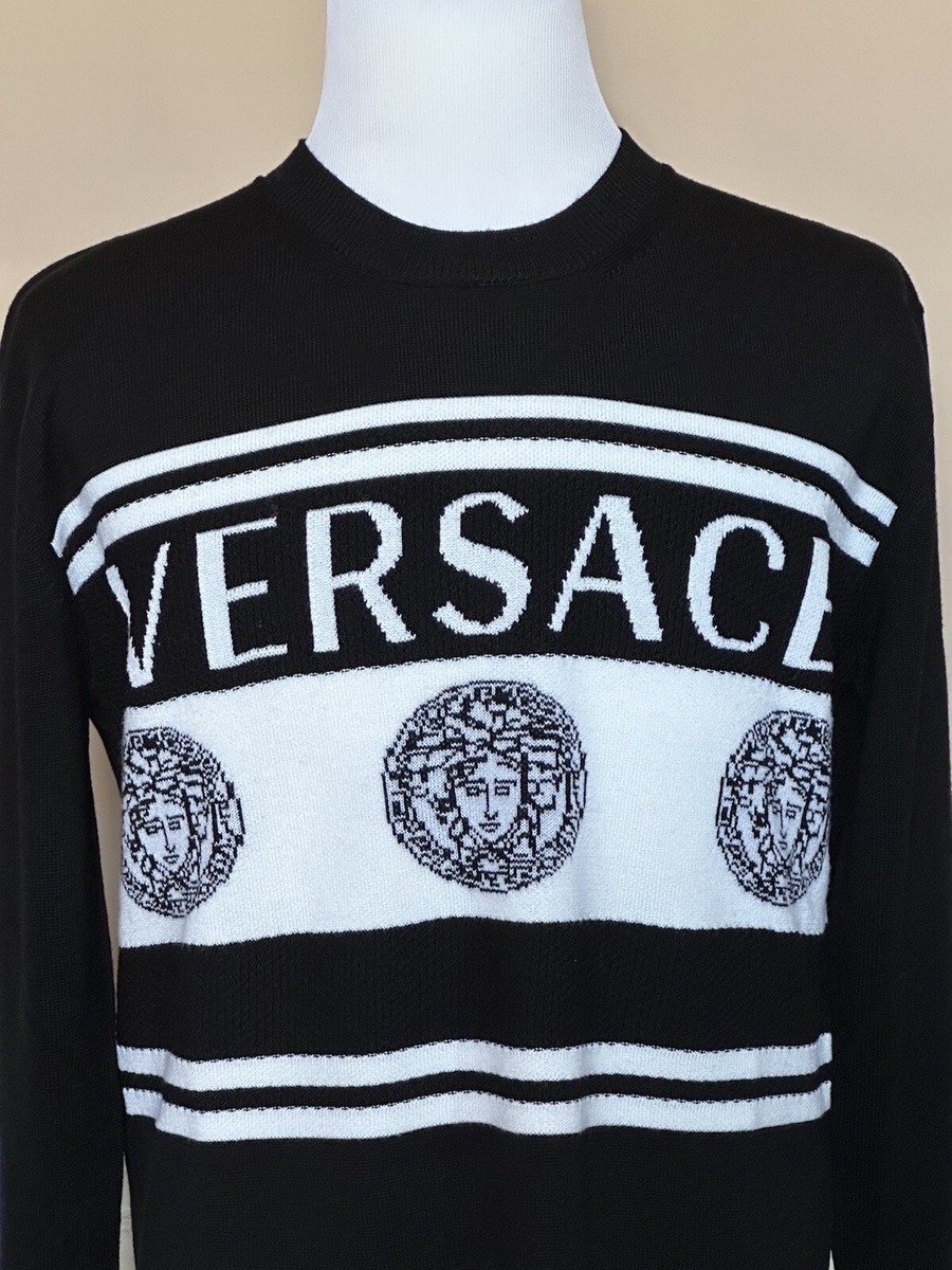 NWT Versace Medusa Logo Wool Knit Sweater Black 40 US (50 Eu NWT Versace Medusa Logo Wool Knit Sweater Black 40 US (50 Eu