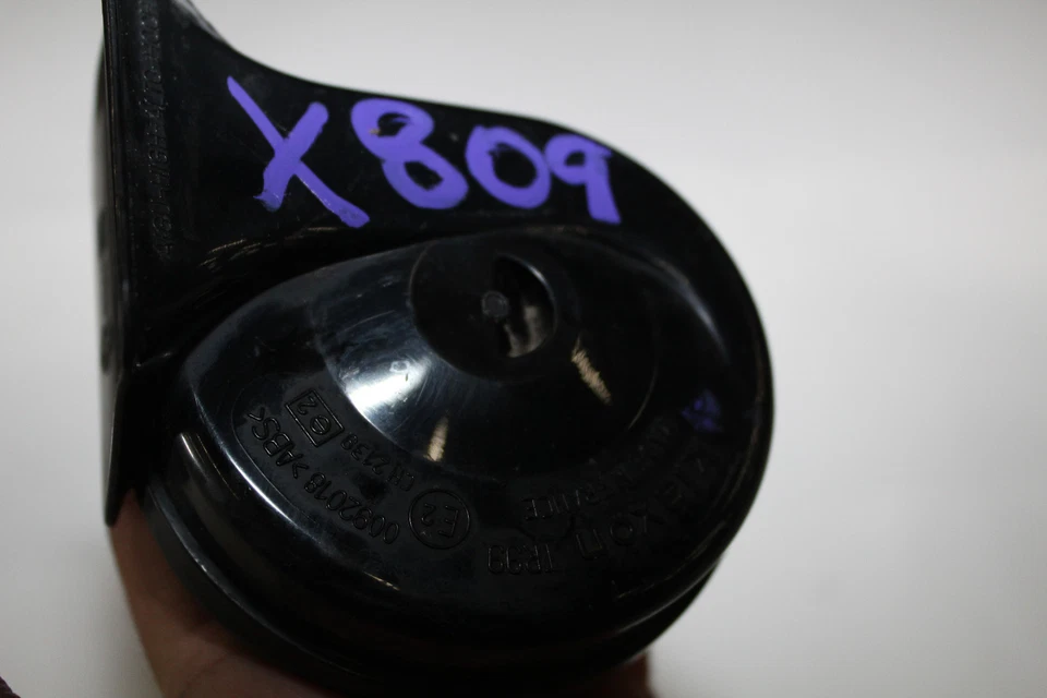 2000-2002 AUDI S4 HIGH TONE FREQUENCY HORN X809 - Image 3 of 4