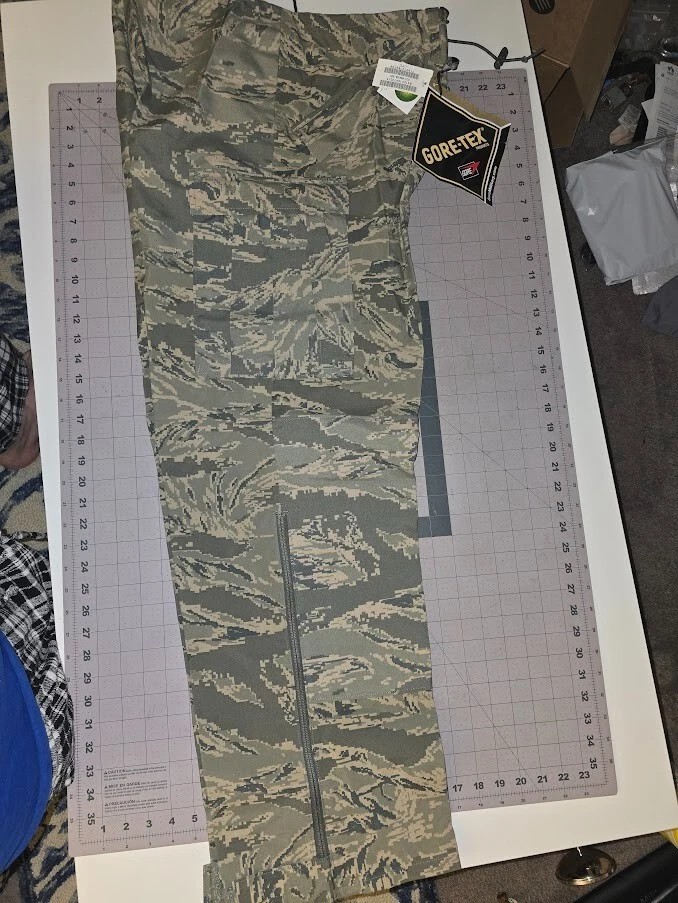 ABU Gore-Tex Pants Trouser APECS Trouser Winter Shell - Many sizes - NWT - Image 2 of 4