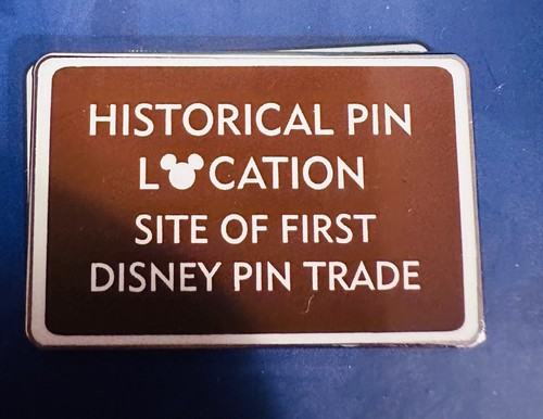 TRADE CITY USA WELCOME GIFT SET CELEBRATION ROAD SIGNS 13 PINS - Picture 5 of 16