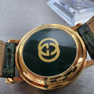 Gucci 7200M Watch Men 34mm White Dial Gold Tone Date NO CRYSTAL