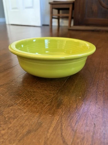 Fiesta Classic Rim Pasta Bowl Lime Green Homer Laughlin