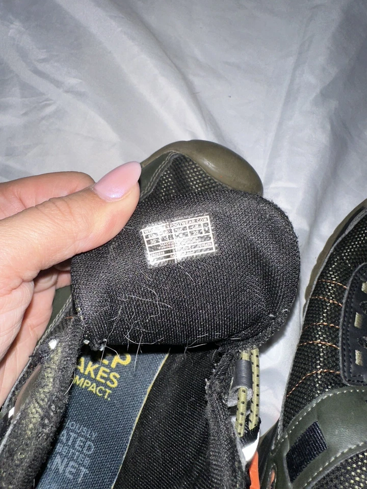 Zapatos de senderismo impermeables Keen para niños talla 3 de EE. UU. Foto 4 de 4