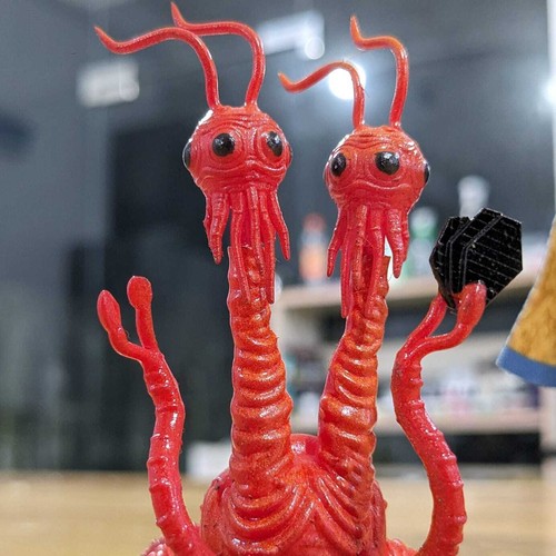 Sabacc Player Twins for 3.75 in ,6 in, 12 in Figure Diorama (1:18, 1:12 & 1:6) - Picture 3 of 15