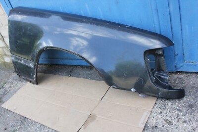 Mベンツ124-後期型フロントフエンダー左右販売