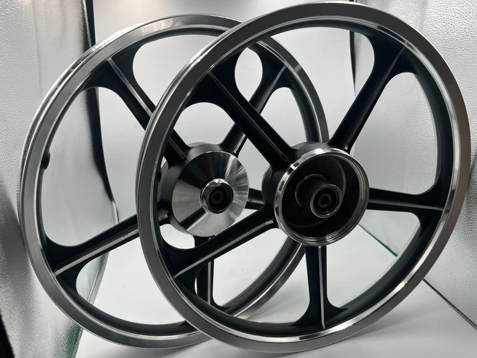 Sport Rims Honda C70 Passport 1 Pair Black With Bearing Bush 5 SPOKES 17 in - Image 4 of 4