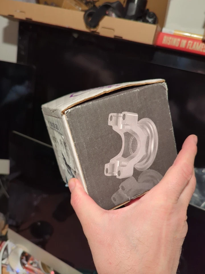 Yugo de repuesto Yukon para Dana 60 y 70 con un tamaño de junta en U 1350 1,188 pulgadas aprox. Foto 4 de 4