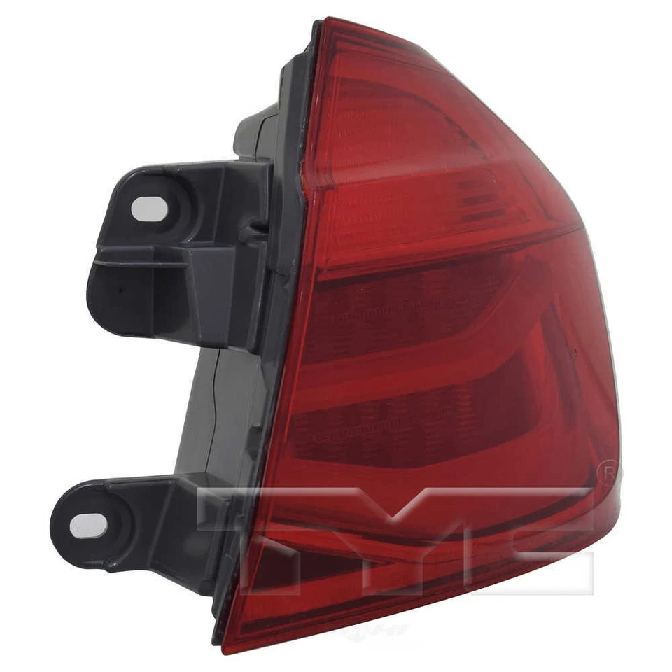 TYC Regular se adapta a BMW 320i 2016-2018, 320i xDrive 328d, 328d xDrive 330e TYC Foto 3 de 4