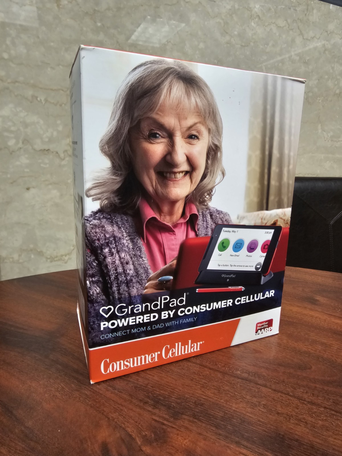 Acer GrandPad Bundle Smart Cover & Wired Charger  Consumer Cellular New in Box