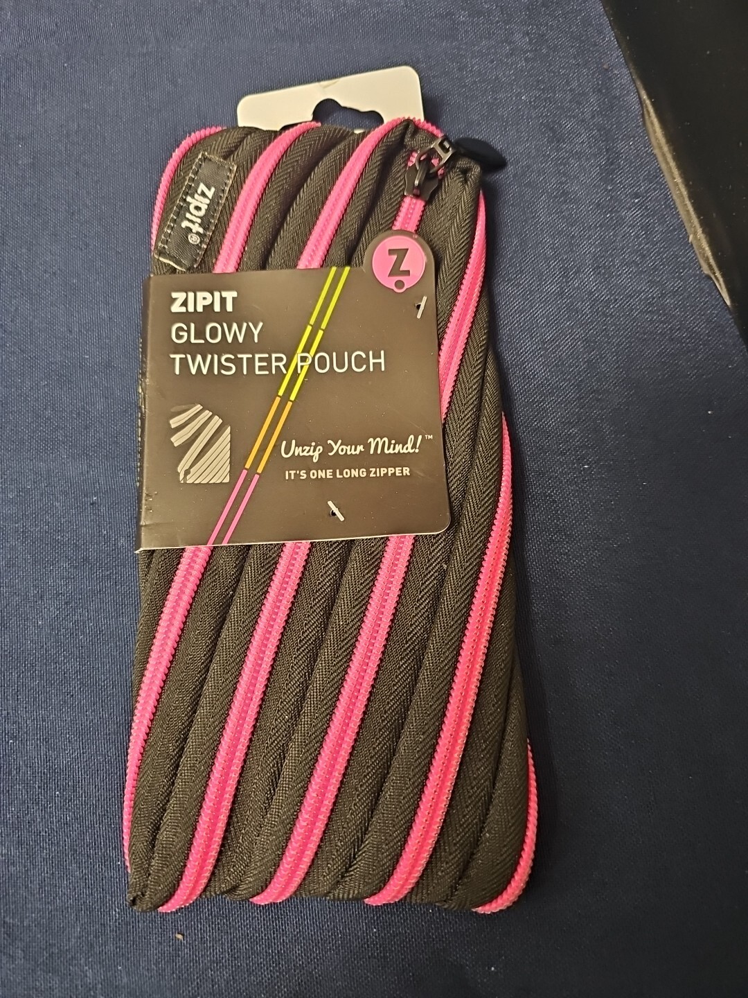 Pen Twister Pouch Black / Pink Glowy Zipper Bag Nwt
