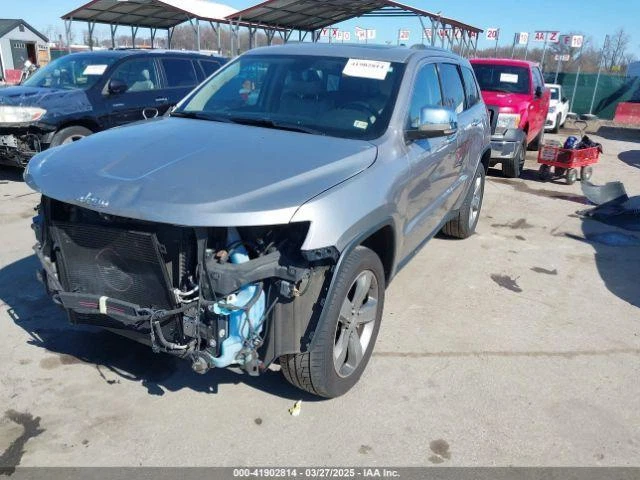 Used Rear Right Door Assembly Rear Side fits: 2014 Jeep Grand cherokee electric Foto 4 de 4