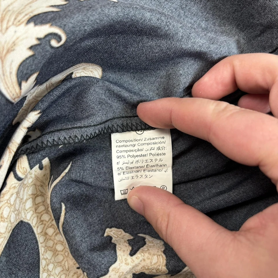 Bata kimono dragón para hombre grande negra dorada satinada sedosa salón vestido largo Foto 3 de 4