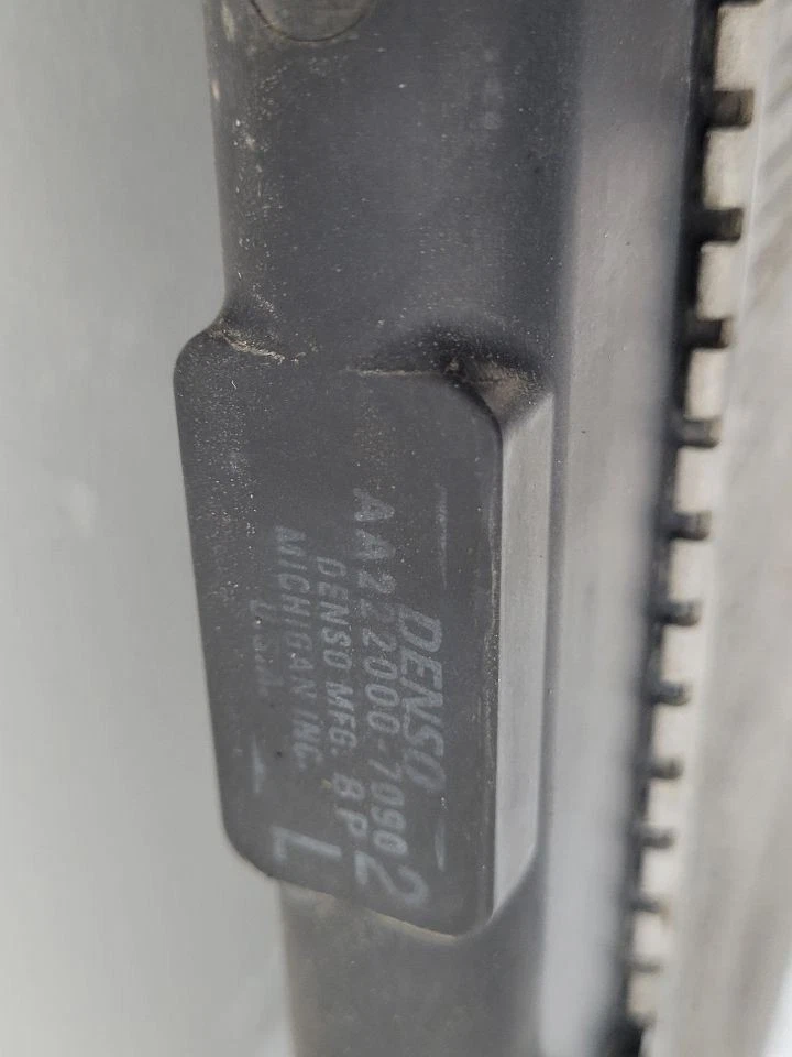 2011 2012 HONDA ACCORD 2.4L Radiator Denso Manufacturer 19010R40A61 Foto 3 de 4