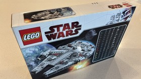 LEGO 7778 - Star Wars Midi-Scale Millennium Falcon BNIB