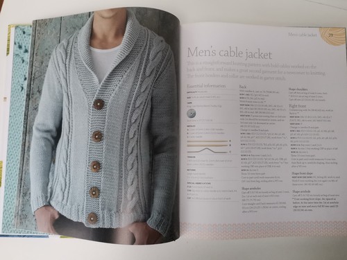 DK BIG BOOK OF KNITTING - 100 Gorgeous Projects - Picture 4 of 18