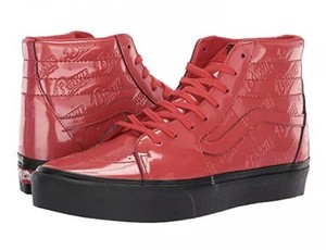 vans vermelho plataforma