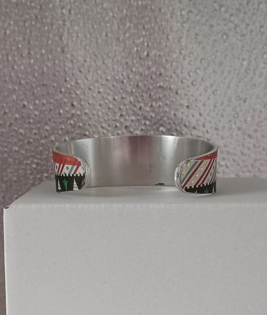 Picture 4 of 6