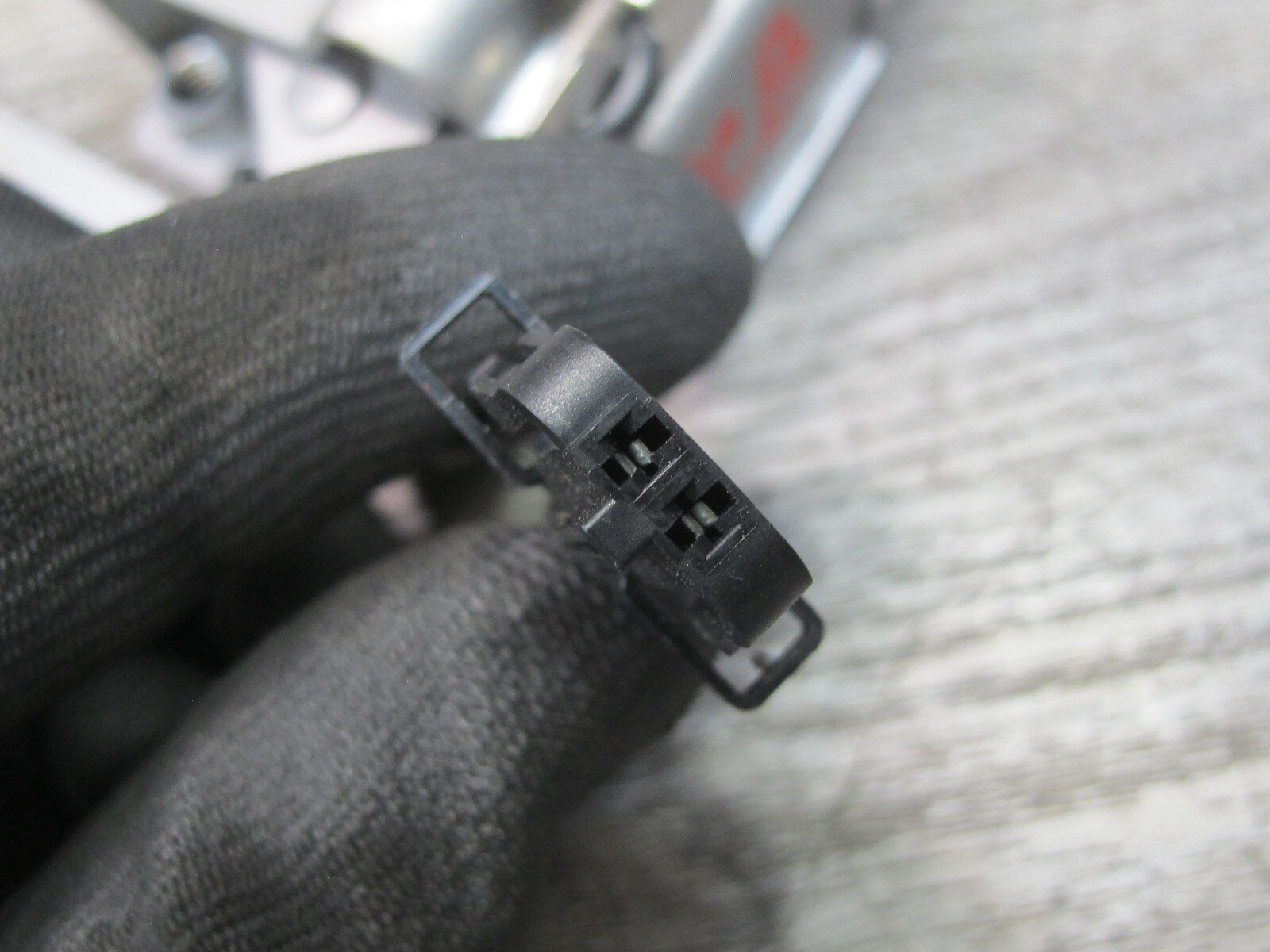 07-12 BENTLEY CONTINENTAL GTC REAR FOLDING TOP ROOF LOCK LATCH SET OF 2
