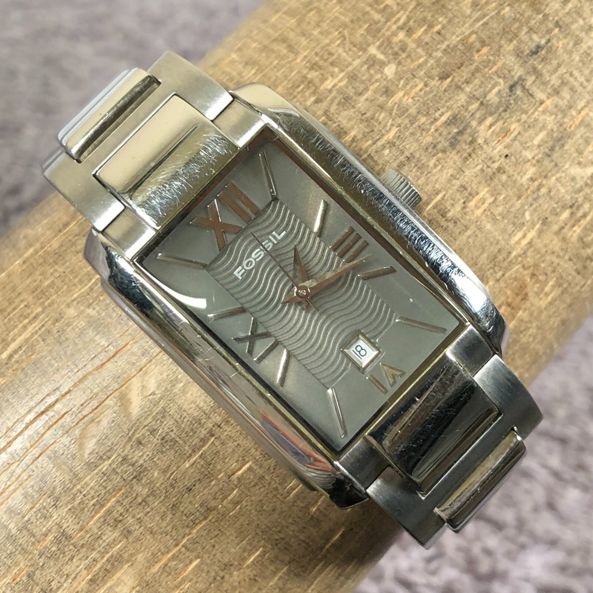 Fossil F2 Women ES-1166 Dress Date Stainless Steel Tank  display picture 2