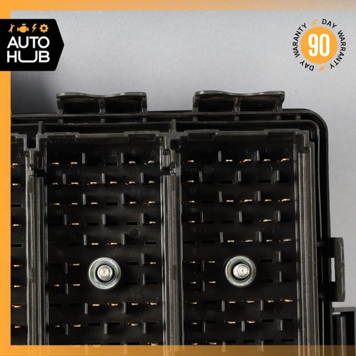 04-05 Cadillac XLR Under Hood Relay Fuse Box Assembly 10339549 OEM - Picture 14 of 16