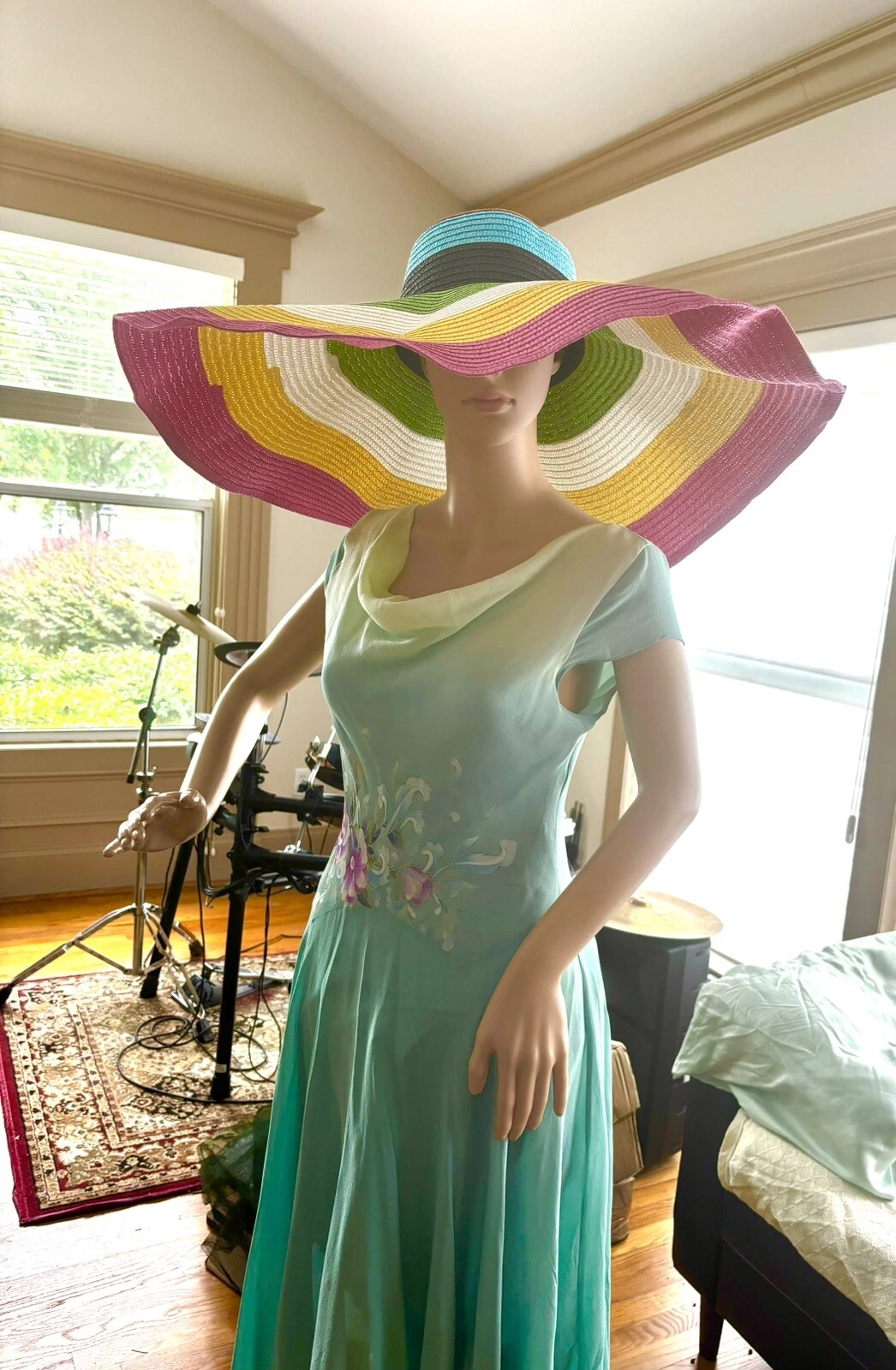 Very Large Rim Summer Beach Hat