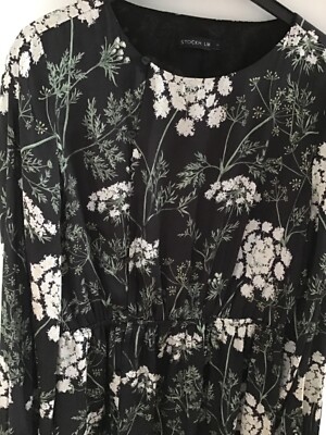 STOCKHLM blusenkleid satin s(m)schwarz blumen print boho blogger business