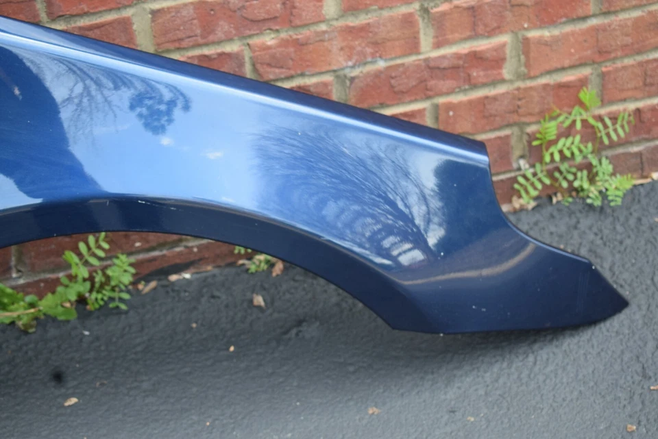 2004-2010 宝马 530I 右侧挡泥板工厂原始设备制造商 — 第 3/4 张图片