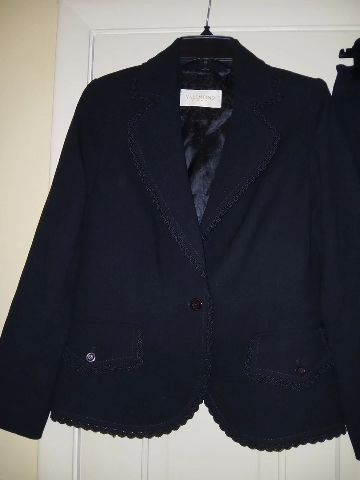 VALENTINO Roma Black Skirt Suit & Jacket Blazer Set 44 8 46 10 Lace Trim Italy - Image 2 of 4