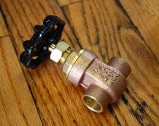 Legend Valve 1/2" Brass Gate Valve Sweat Ends - NEW