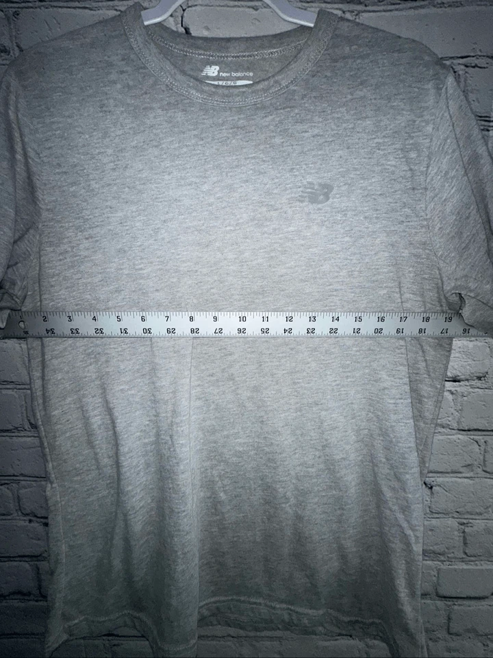 New Balance Men’s Heather Gray Short Sleeve T-Shirt Size Large  Soft Cotton Blen - Image 4 of 4