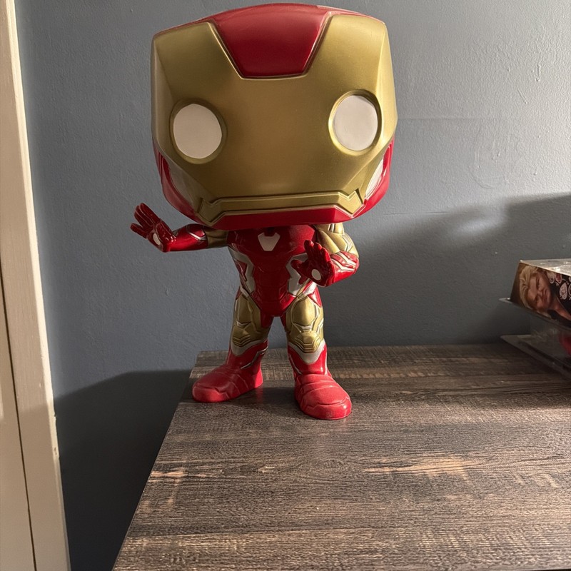 Funko Pop! Vinyl Mega 18": Marvel Iron Man (Mega) Funko Web (FW) (Exclusive) #2