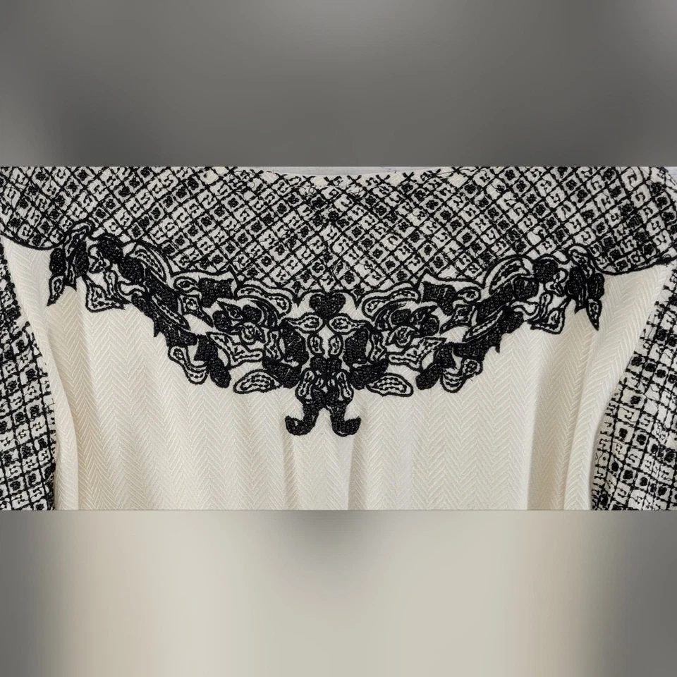 Anthropologie Raga Bolero 夹克。 串珠裁剪,尺寸 XS — 第 3/4 张图片