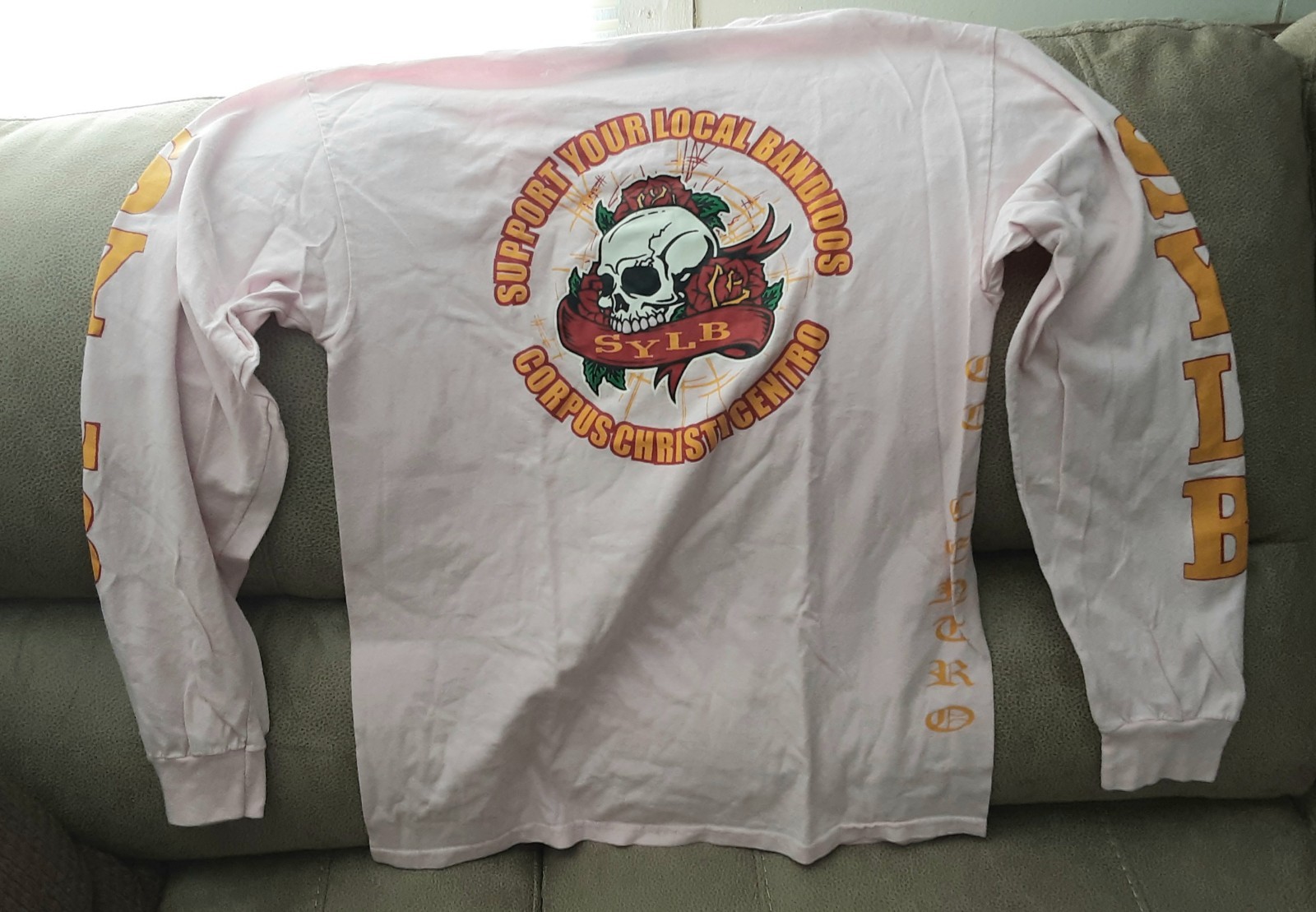 Picture 2 of 3