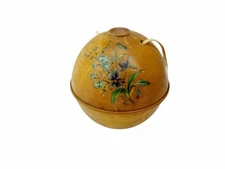 J&P Coats Wood Flower Treen String Crochet Cotton Ball Holder 3" Scotland Vintag