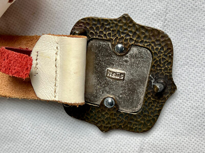 Itsus Vintage 78 Red Enamel Buckle White Punched Out Leather Belt Size 30 s-l400.jpg main image 2