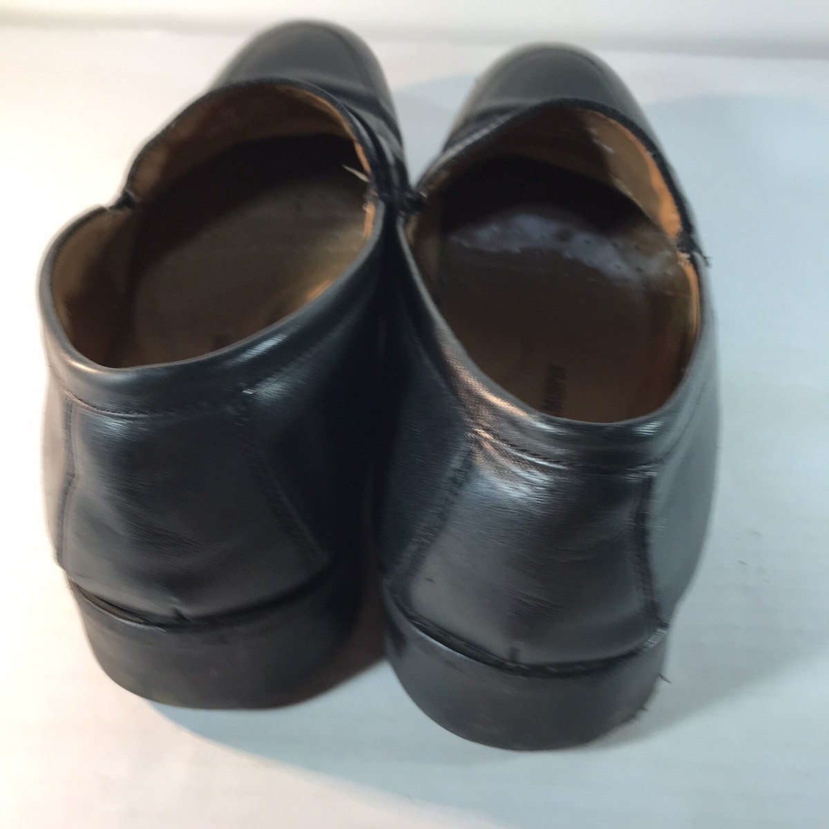 Johnston Murphy Black Leather Penny Loafers Mens Size 9M 