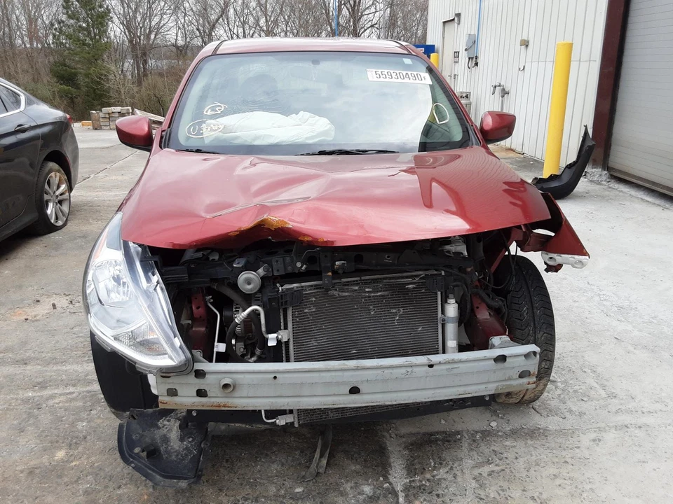 Used Alternator fits: 2017 Nissan Versa 1.6 Grade B Foto 2 de 4