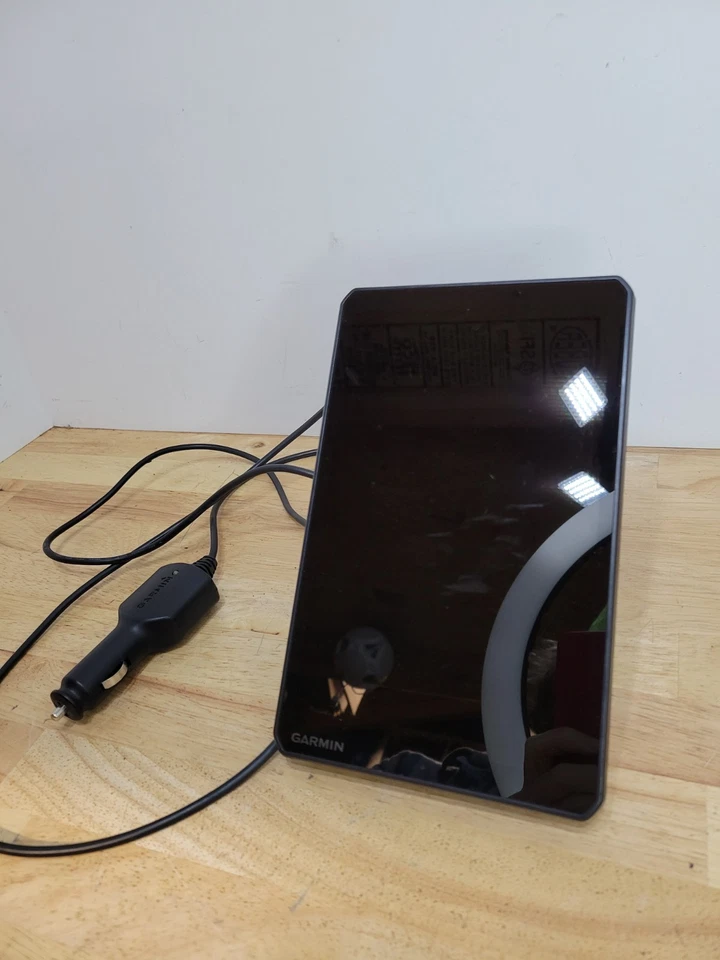 Garmin Dezl OTR800 8 inch GPS Truck Navigator - Image 2 of 4