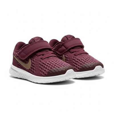 Nike Unisex-Child Revolution 4 (TDV) Running Shoe Toddler 2C  USA