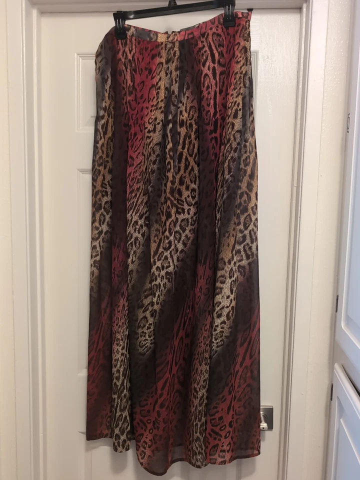 Saia maxi Buffalo alta-baixa nova com etiquetas, estampa de leopardo vermelho, tamanho 12, 44" sobreposição longa - Imagem 2 de 4