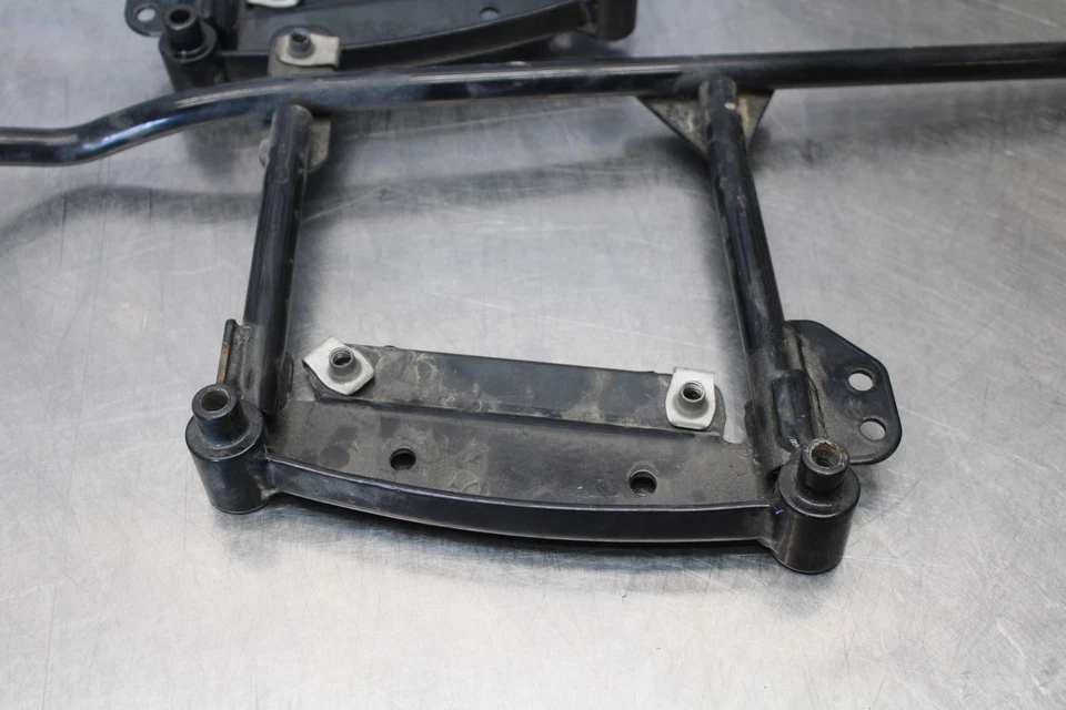 05-06 VICTORY KINGPIN DELUXE ALFORJA ESTUCHE SOPORTE MONTAJE BB195 Foto 2 de 4