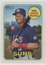 2018 Topps Heritage Minor League Edition Glossy Yasel Antuna #95 3d5