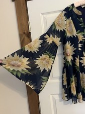 Show Me Your Mumu Mia Sunflower Tunic Size Medium EUC