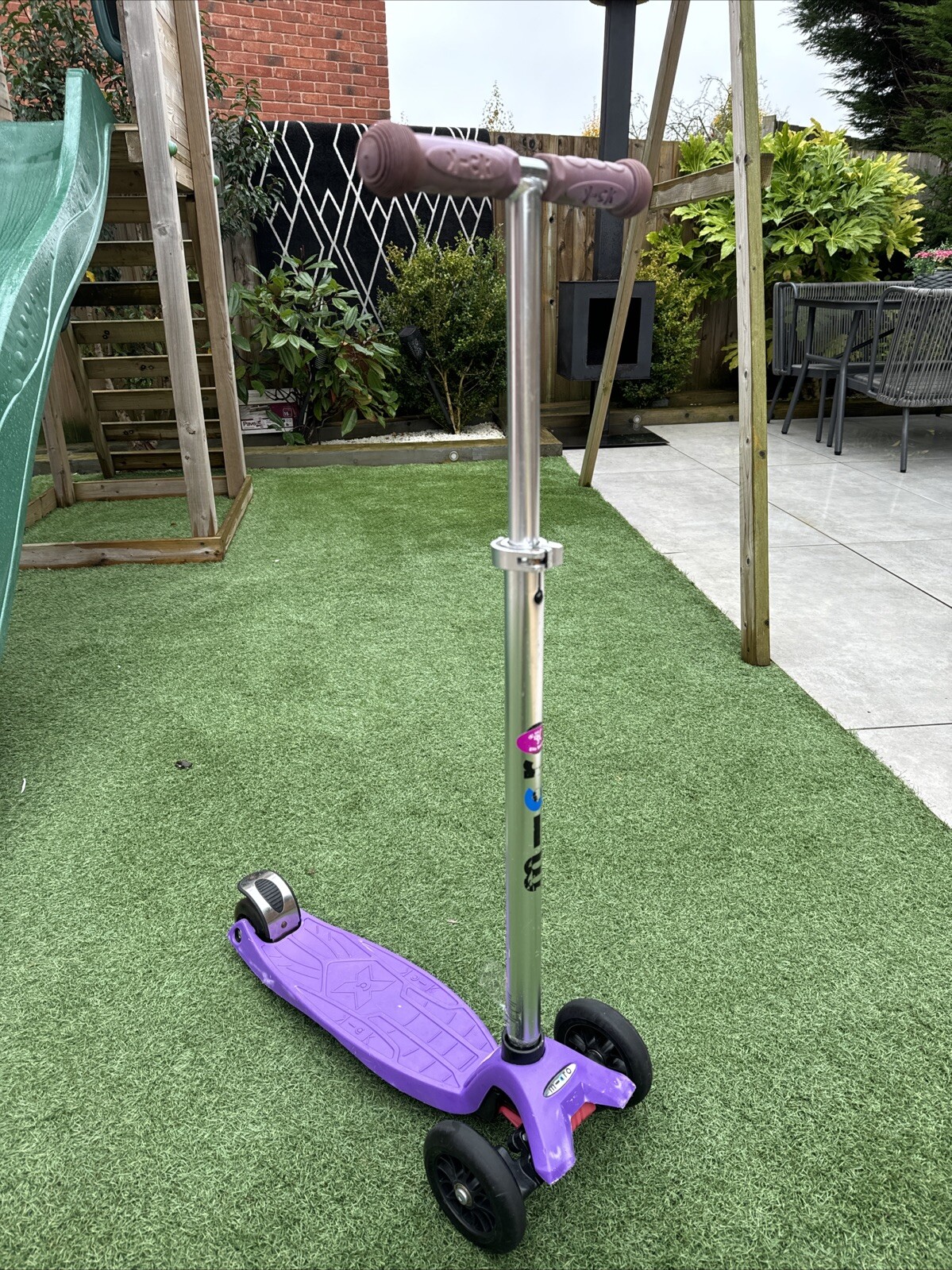 Maxi Micro Scooter Púrpura Doble Rueda Trasera Maxi Micro