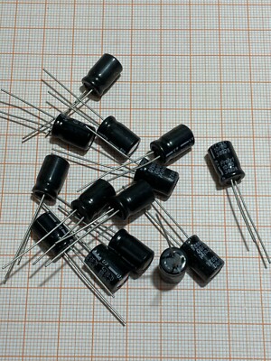 264x Frolyt ELKO Elyt-Kondensator 10/80 10µF 80V radial TGL 38928 #AS-K02-05